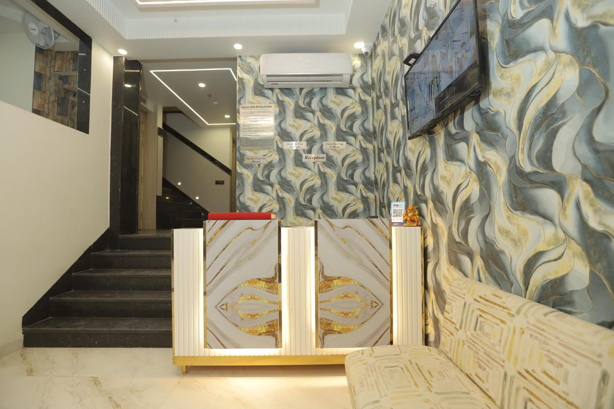 Zed- Near Airport Hotel 4*