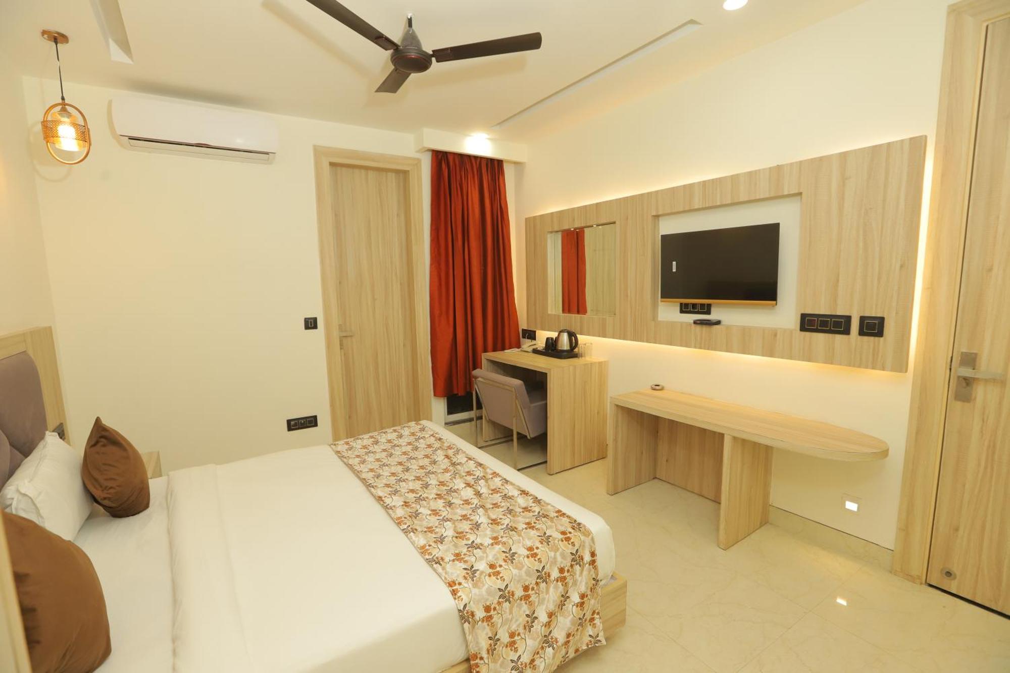 Zed- Near Airport Hotel Delhi (National Capital Territory of India)