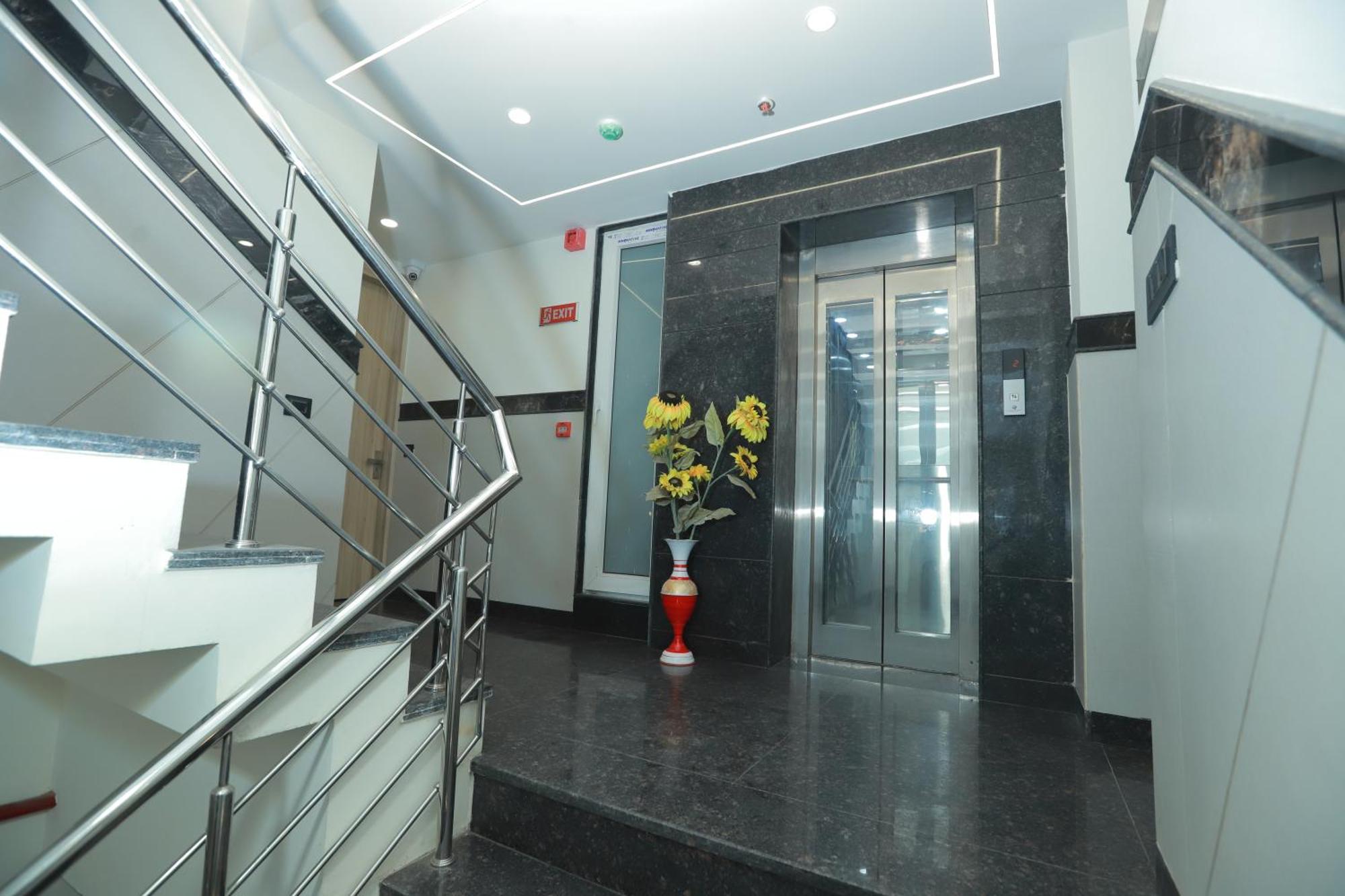 Zed- Near Airport 4* Delhi (National Capital Territory of India)