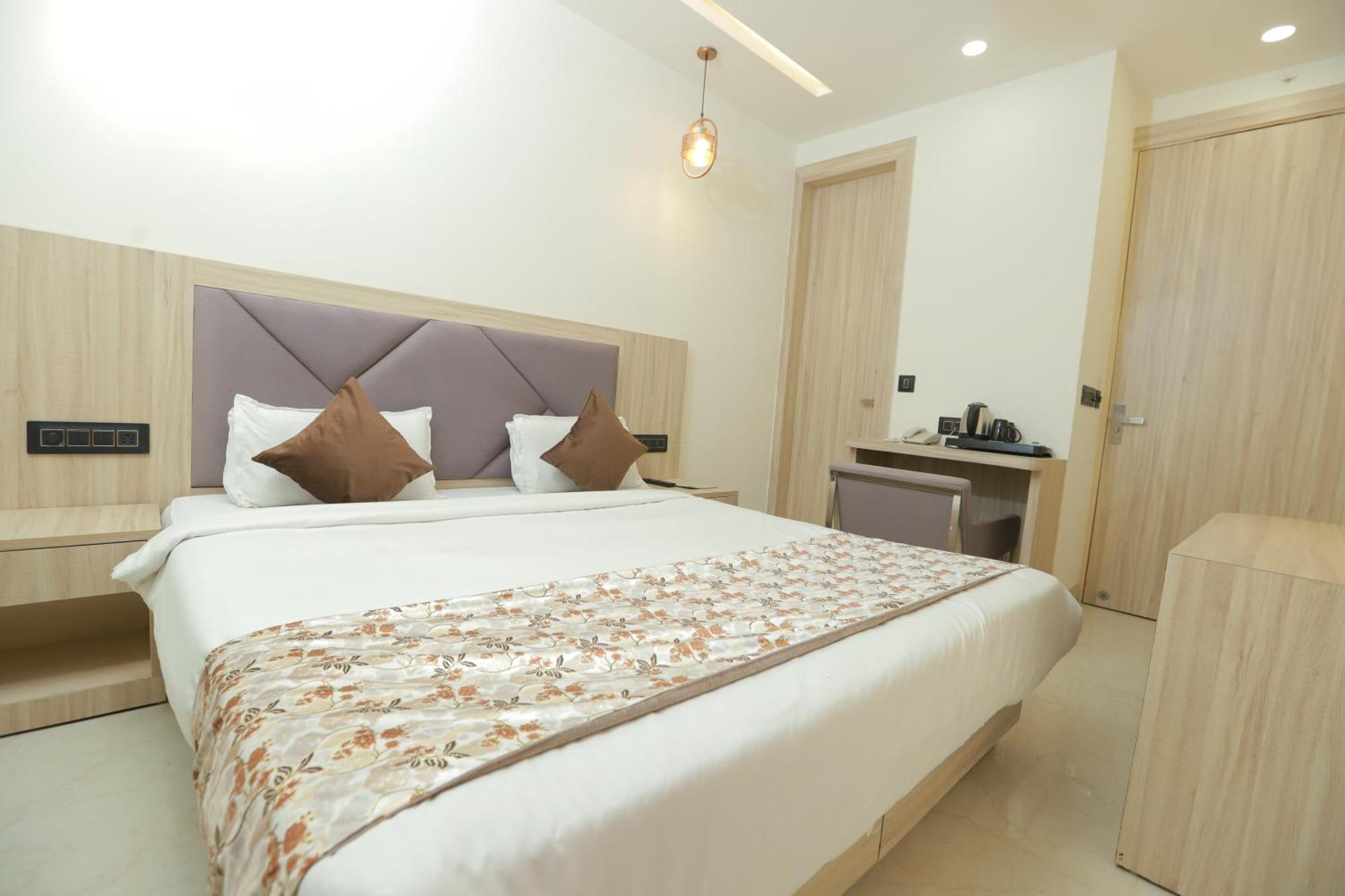 Zed- Near Airport Delhi (National Capital Territory of India)